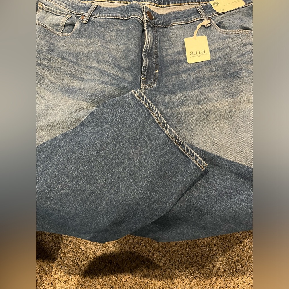 Women’s A.N.A mid-rise Plus size Boyfriend Jeans plus size 28W, NWT